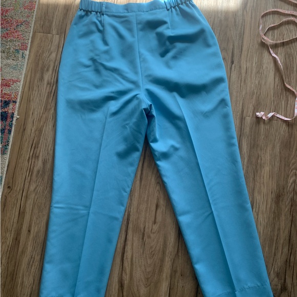 Size 16 vintage coloured trousers. High rise. Made in canada - Picture 5 of 6